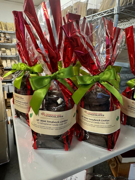 Chocolate covered Sandwich Cookie w/Mint Filling