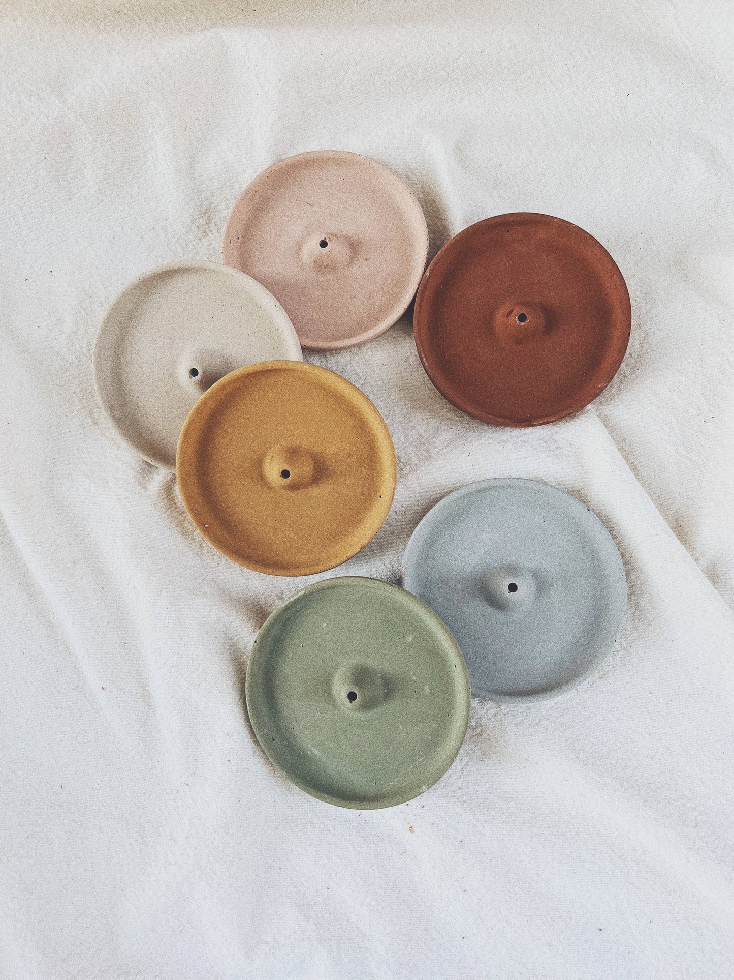 Terracotta - Simple incense holder